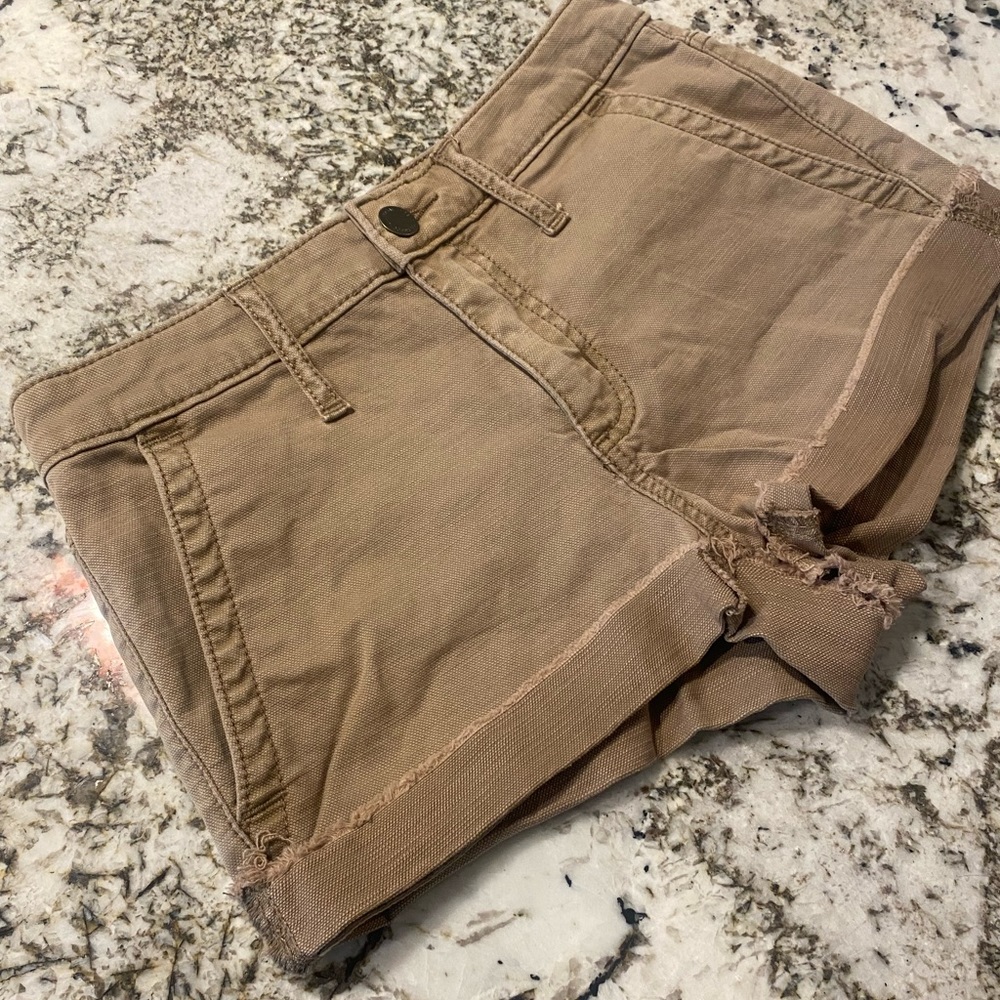Universal Thread Shorts